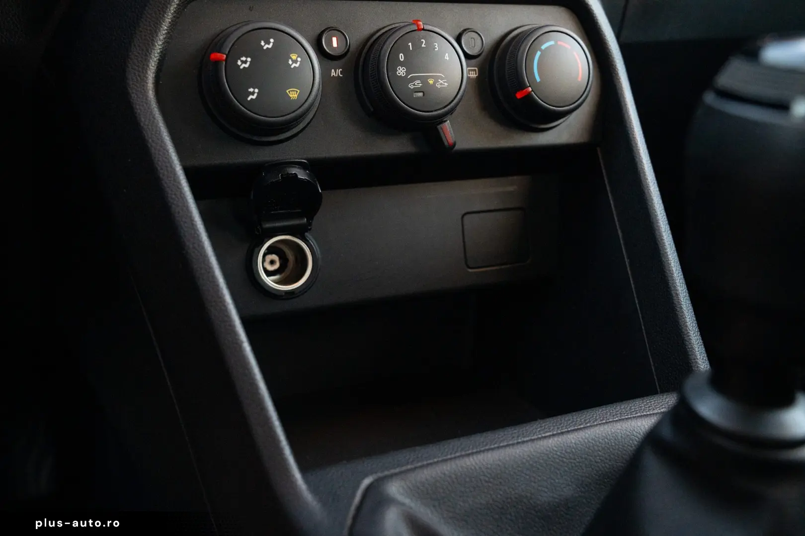 Dacia Logan Essential ECO-G 100