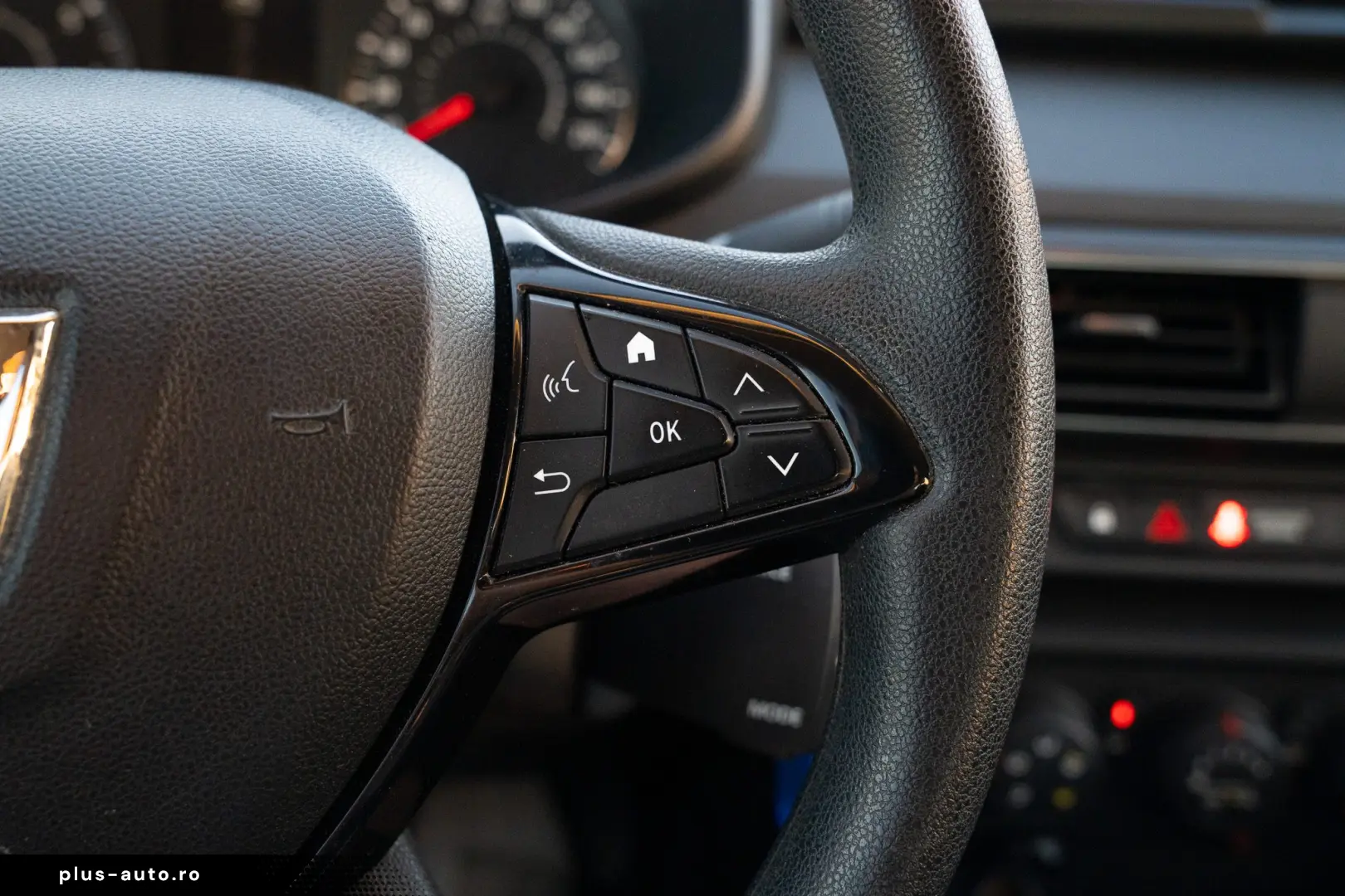 Dacia Logan Essential ECO-G 100