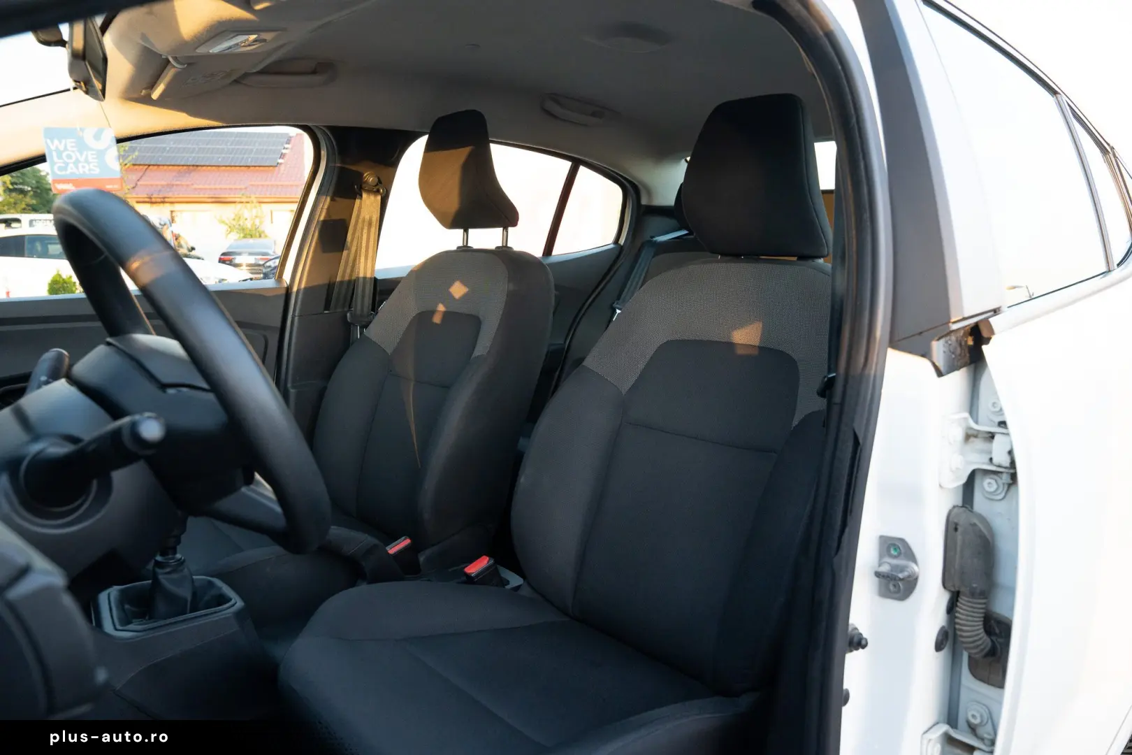 Dacia Logan Essential ECO-G 100