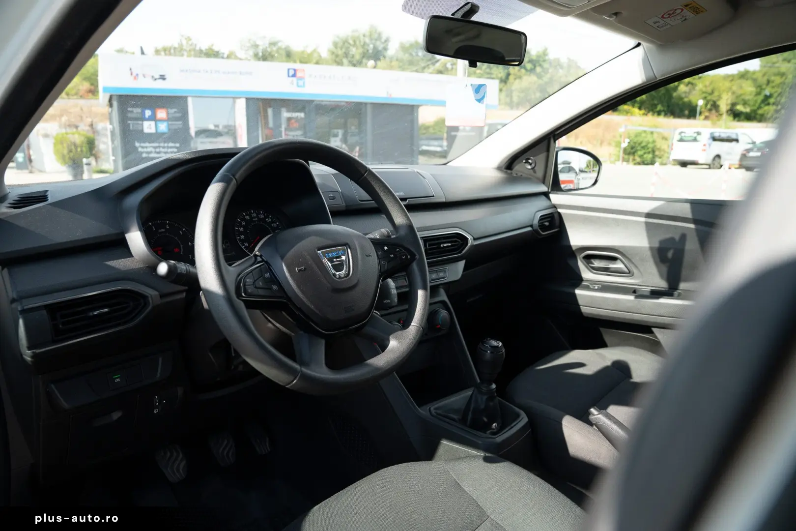 Dacia Sandero Essential TCe 100 GPL