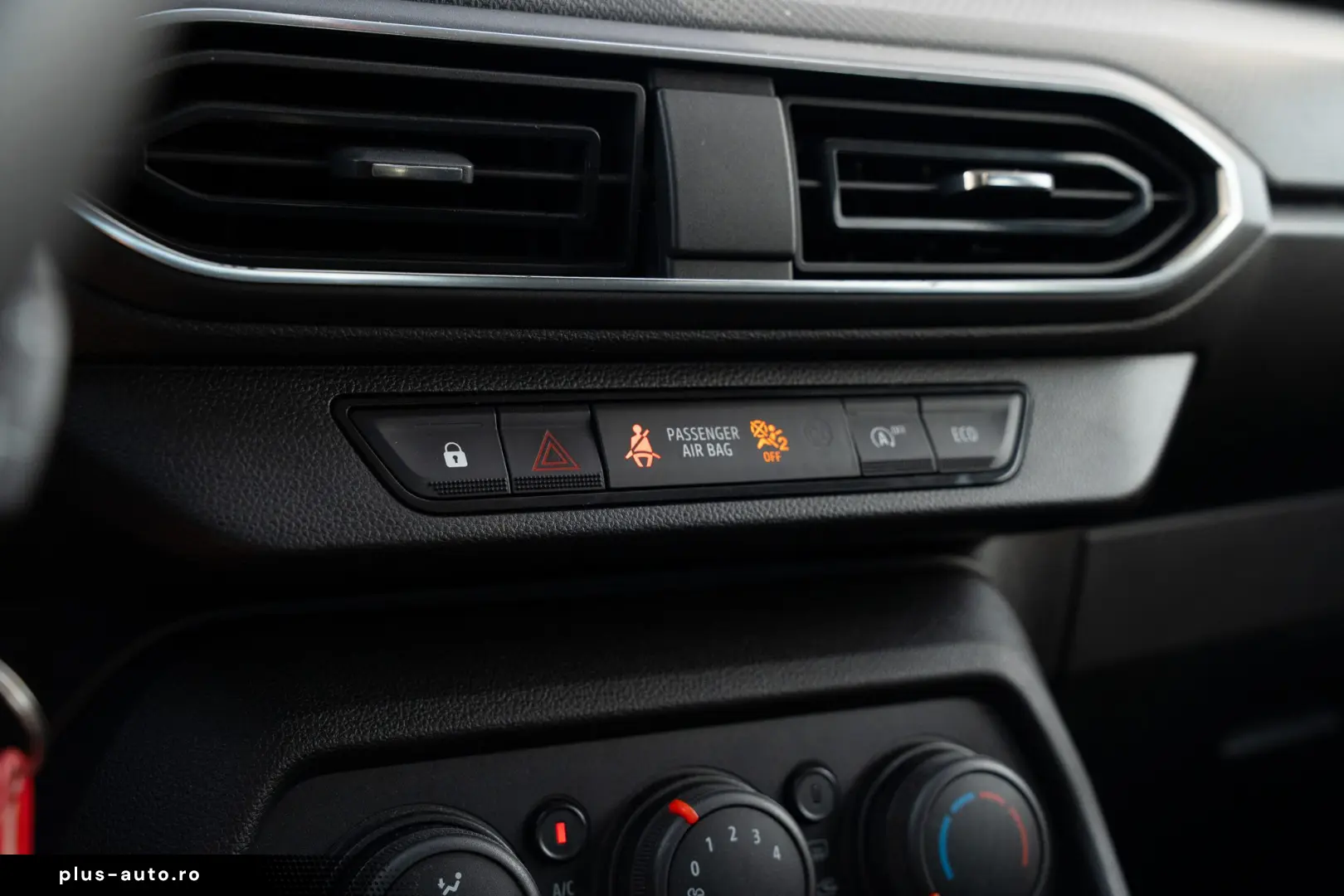 Dacia Sandero Essential TCe 100 GPL