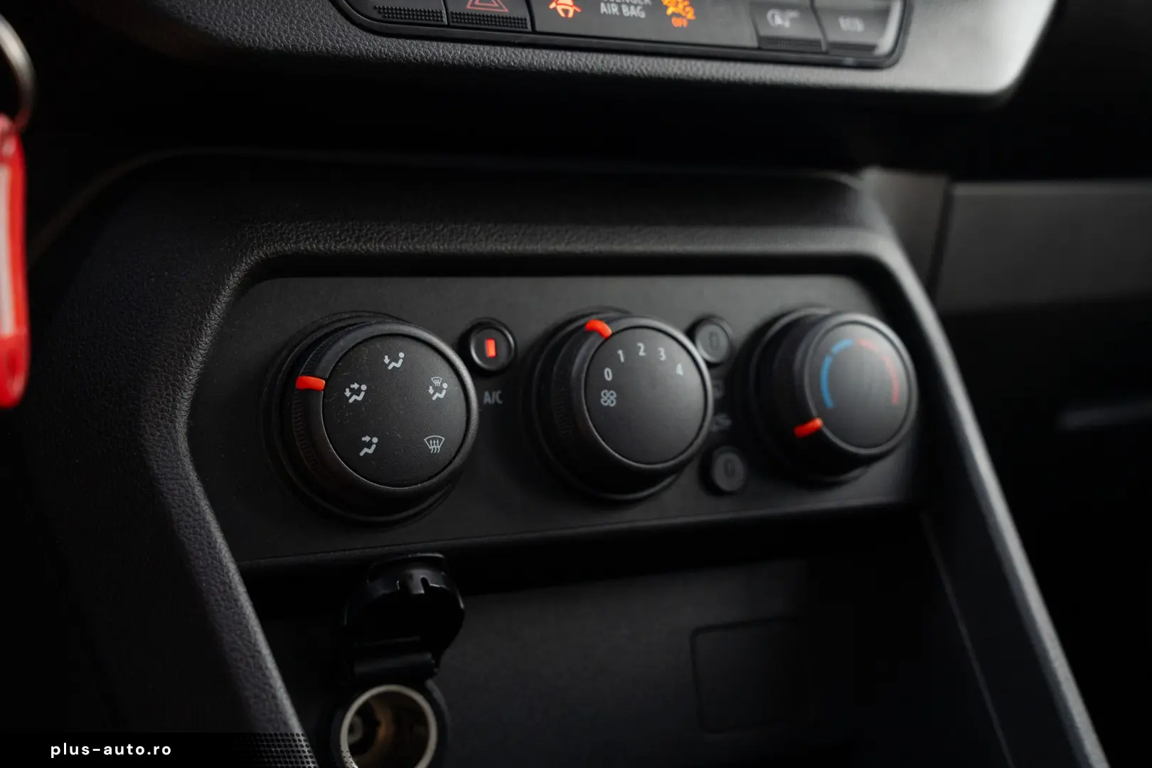 Dacia Sandero Essential TCe 100 GPL