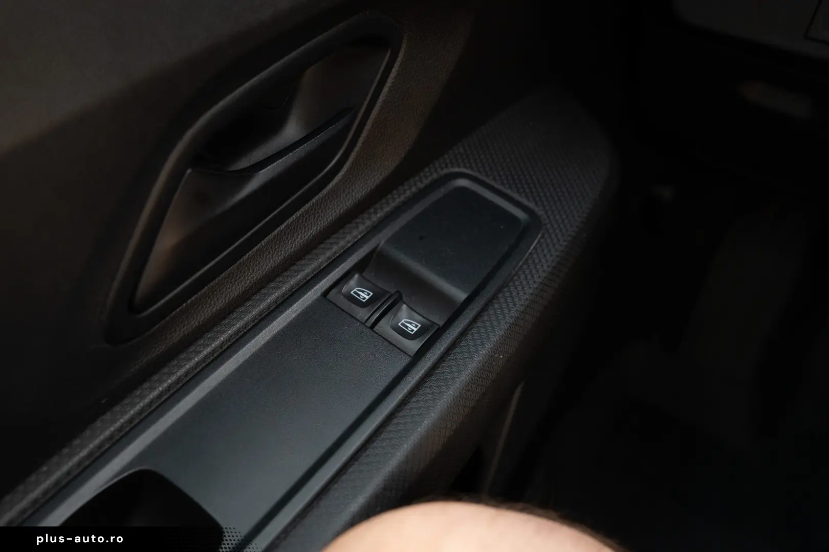 Dacia Sandero Essential TCe 100 GPL