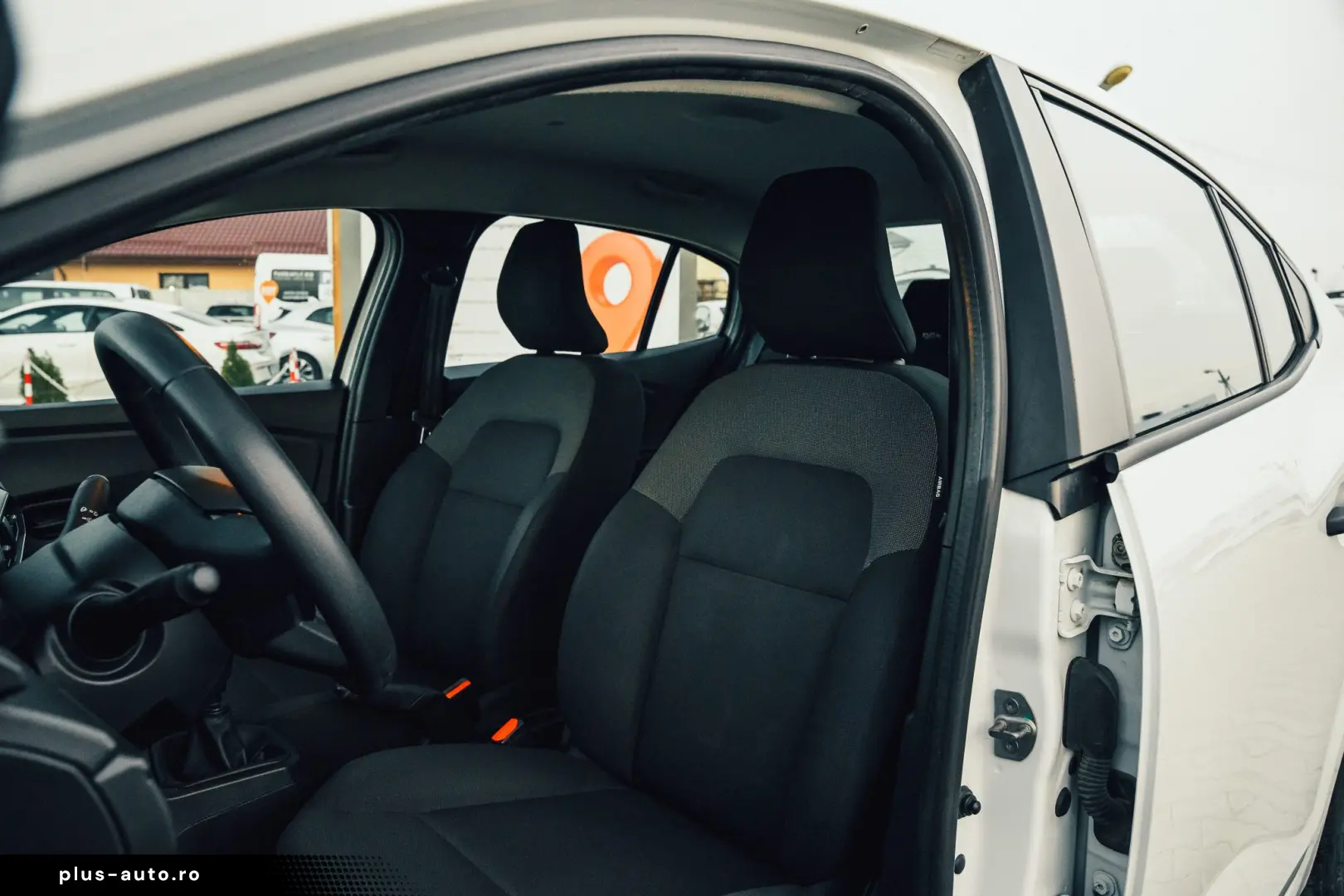 Dacia Logan Expression ECO-G 100