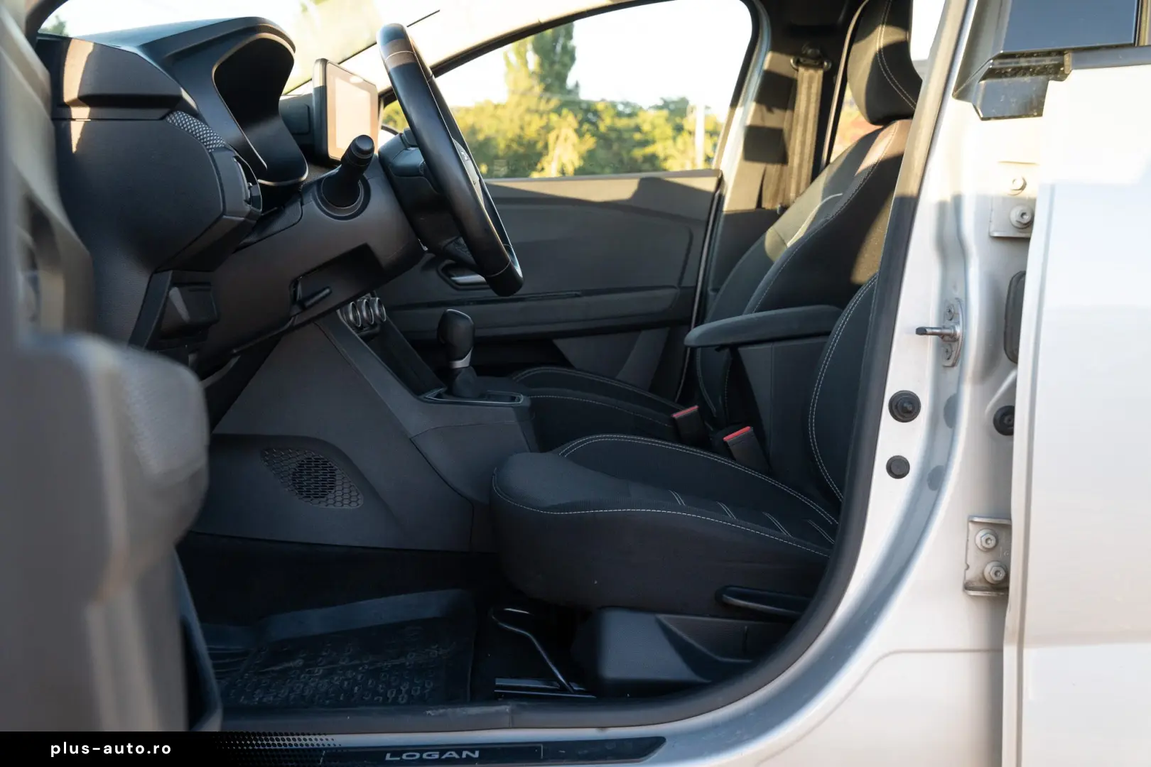 Dacia Logan Prestige TCe 90 CVT