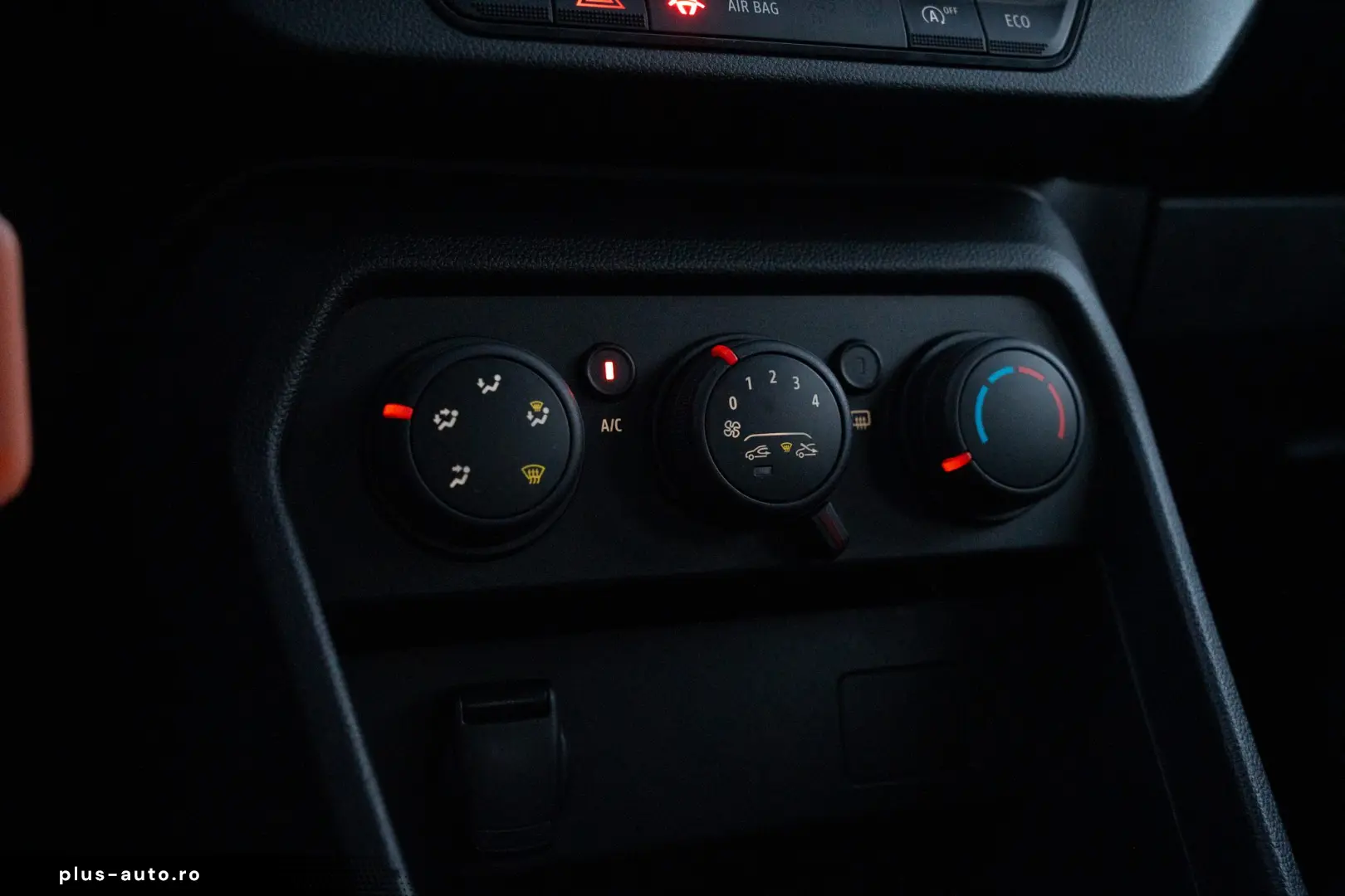 Dacia Logan Expression ECO-G 100