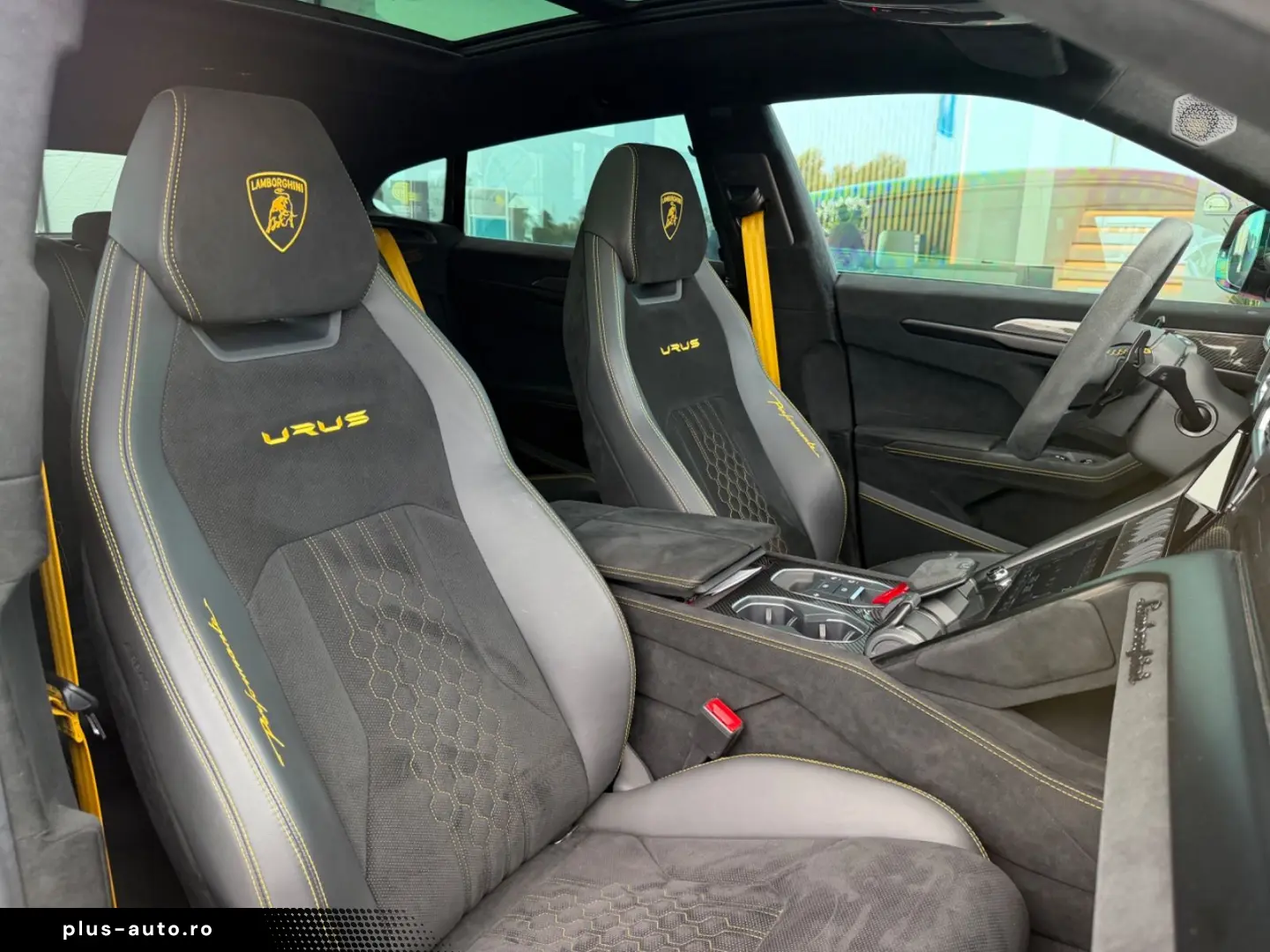 LAMBORGHINI URUS 2023 — imagine 16