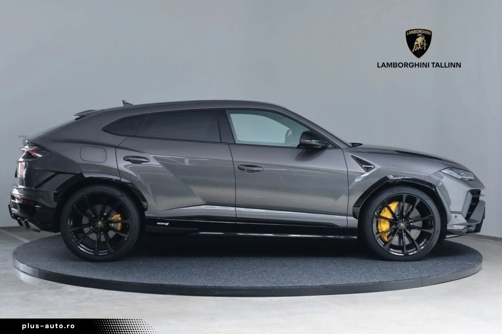 LAMBORGHINI URUS 2023 — imagine 12