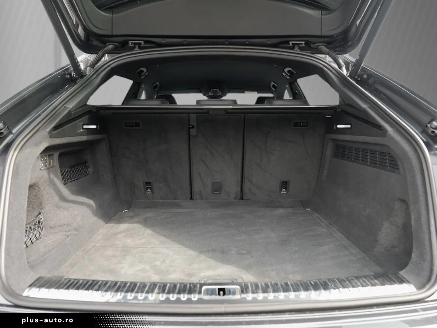 AUDI Q8 50 TDI S line Quattro Matrix