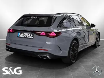 MERCEDES-BENZ E 450 d 4M T AMG Standhz. 360  LED AHK Pano