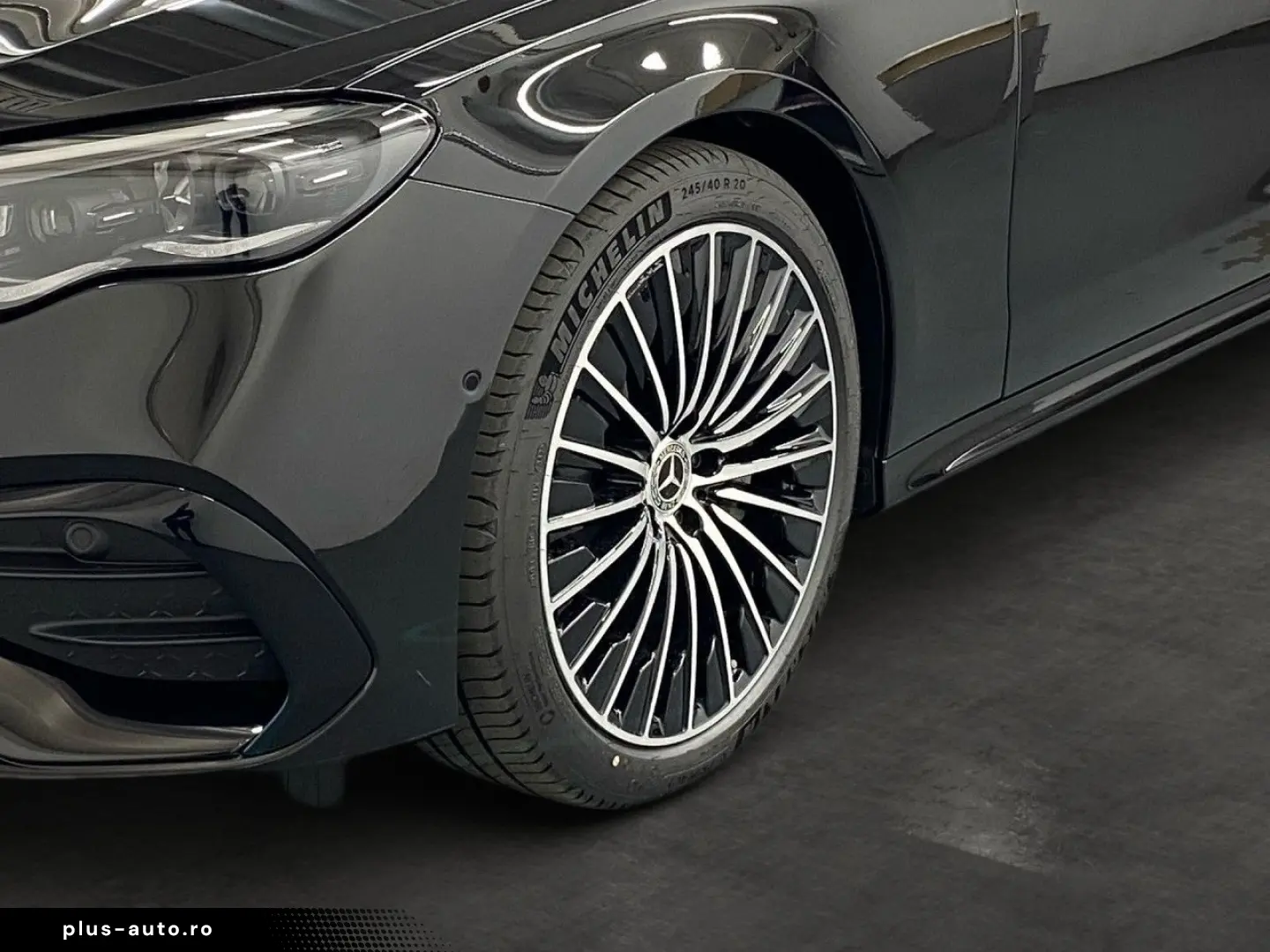 MERCEDES-BENZ E 450 d T 4Matic AMG AHK PANO BURMEST 360