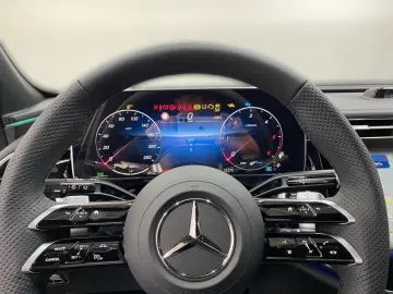 MERCEDES-BENZ E 450 d T 4Matic AMG AHK PANO BURMEST