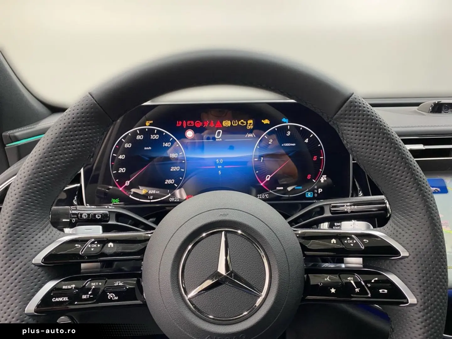 MERCEDES-BENZ E 450 d T 4Matic AMG AHK PANO BURMEST 360