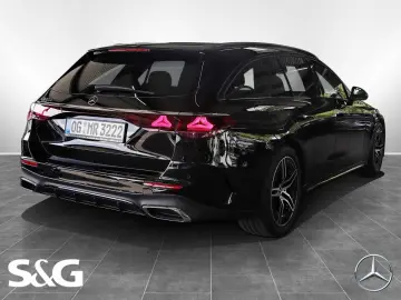 MERCEDES-BENZ E 220 d T AMG MBUX 360