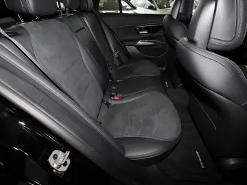 MERCEDES-BENZ E 220 d T AMG MBUX 360