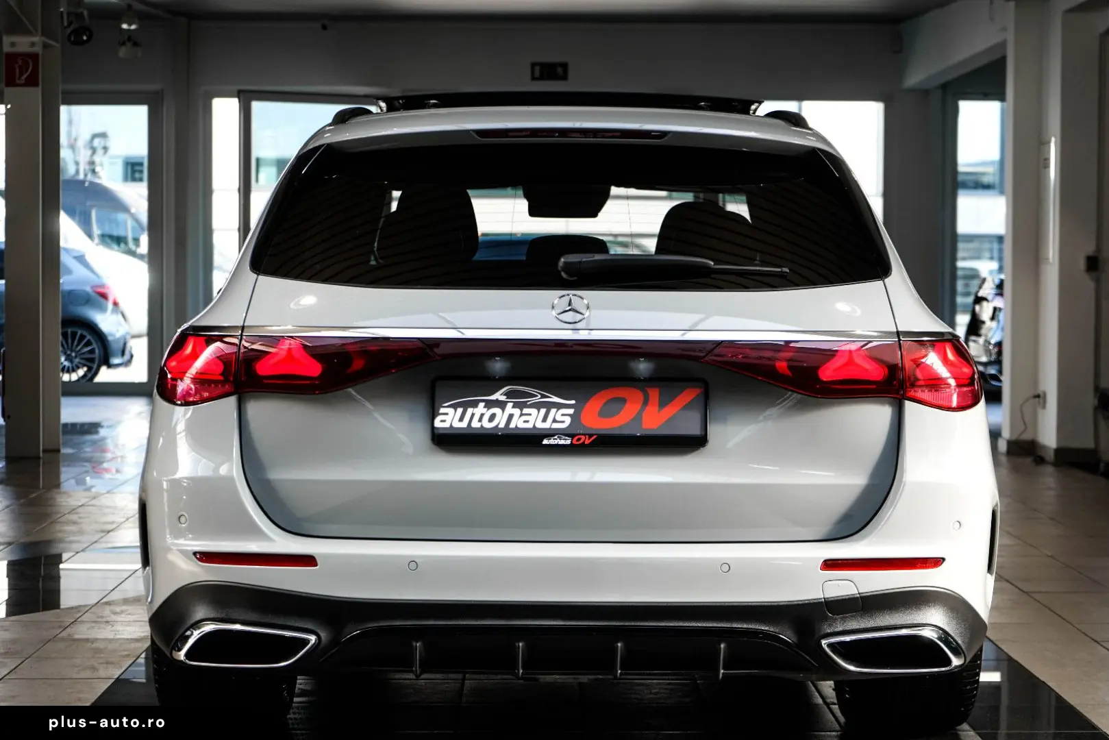 MERCEDES-BENZ E 450 4M AMG Premium HUD Distr Massage&hellip;