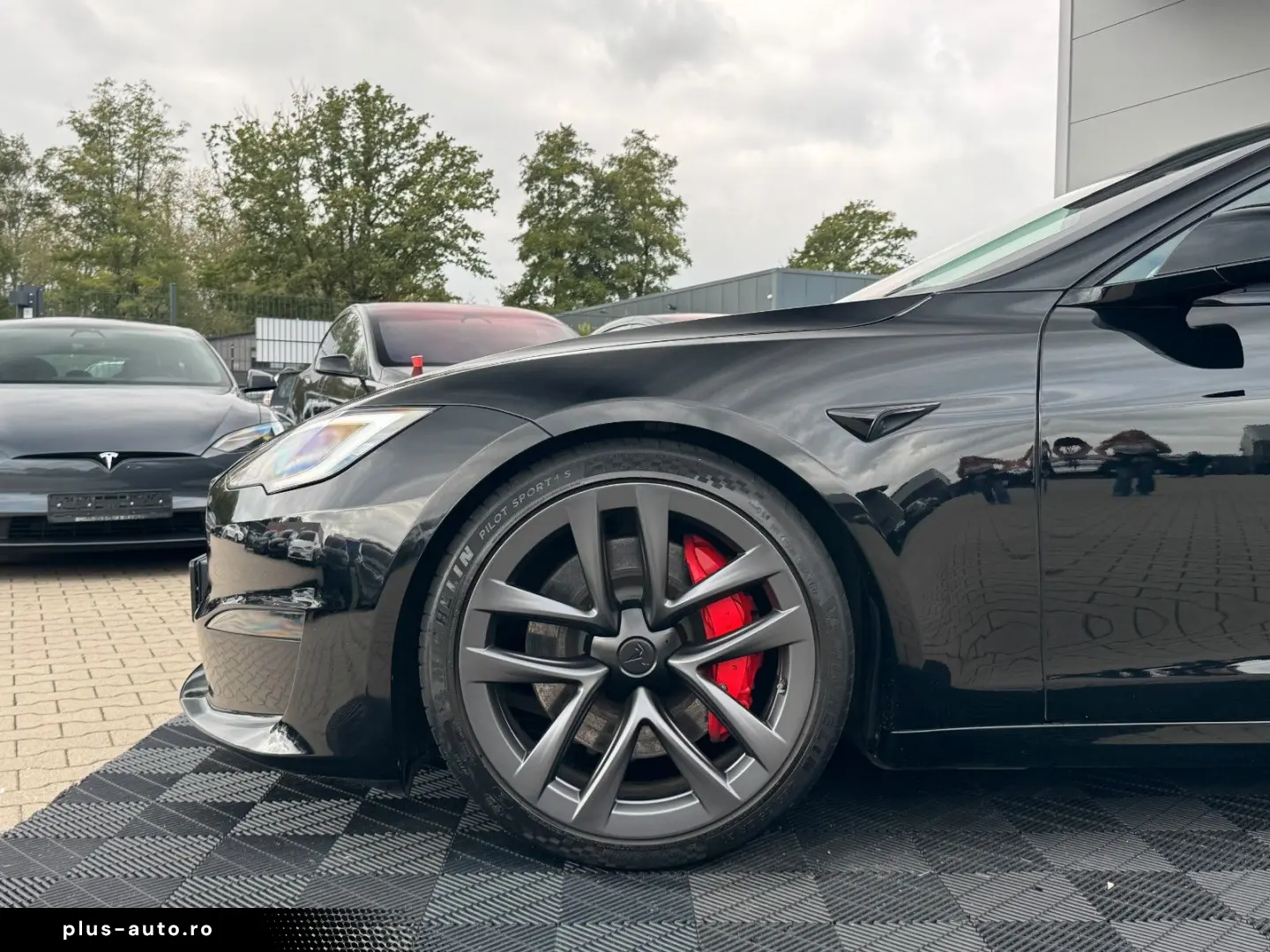 TESLA Model S 2023 — imagine 5