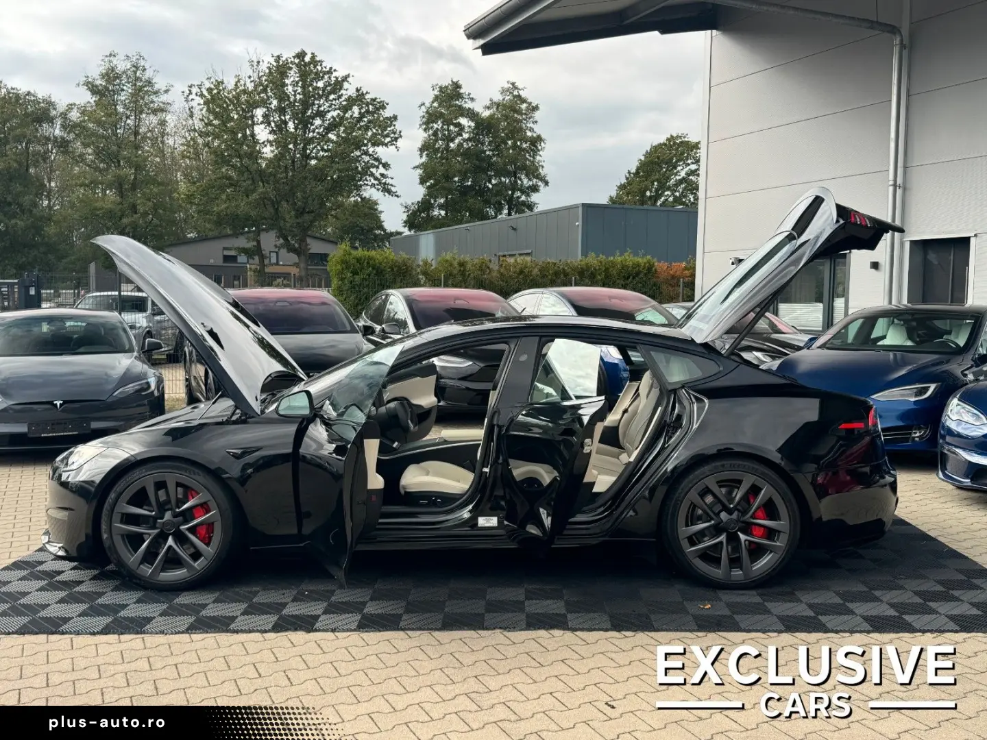 TESLA Model S 2023 — imagine 7