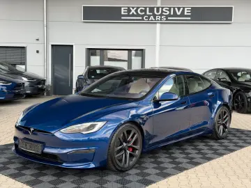 TESLA MODEL S PLAID   MATRIX LED   ENHANCED AP 4   21