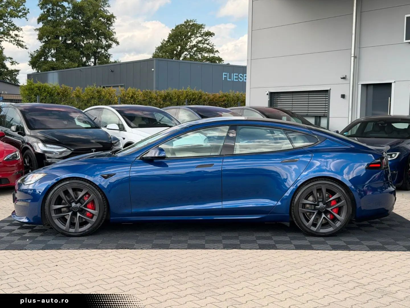 TESLA Model S 2023 — imagine 4