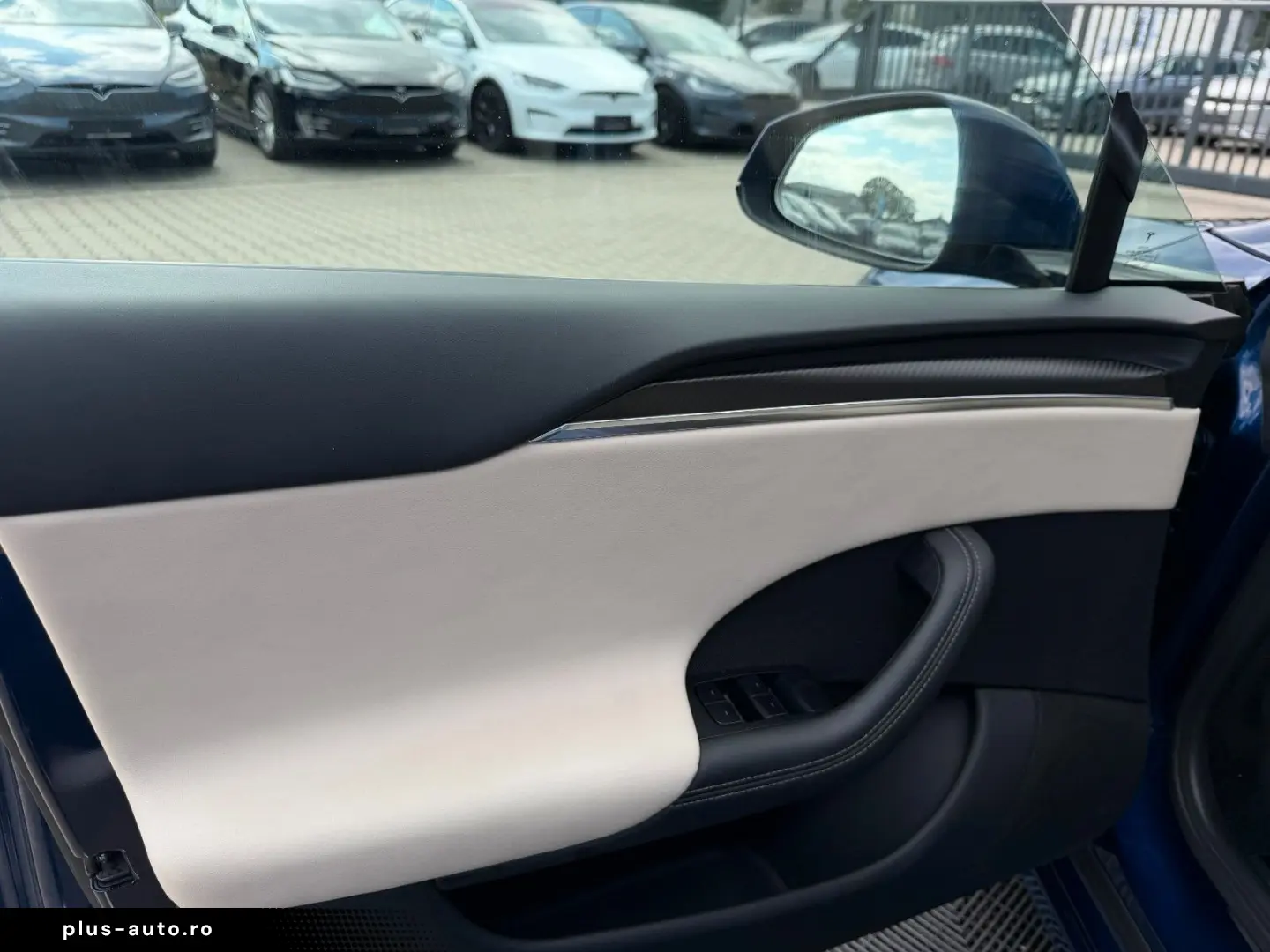 TESLA Model S 2023 — imagine 17