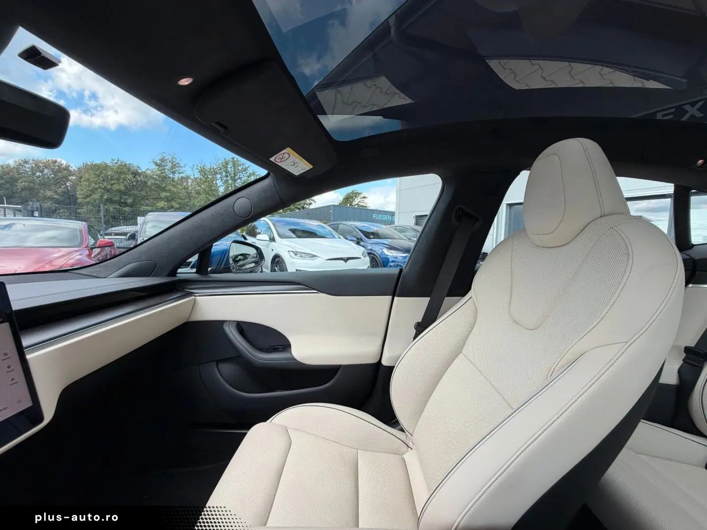 TESLA Model S 2023 — imagine 31