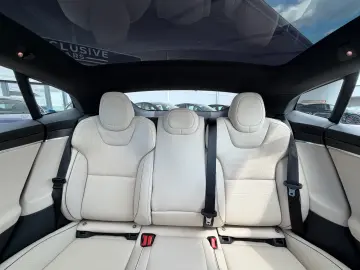 TESLA MODEL S PLAID   MATRIX LED   ENHANCED AP 4   21