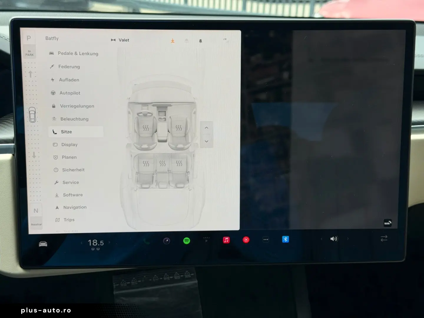 TESLA Model S 2023 — imagine 38
