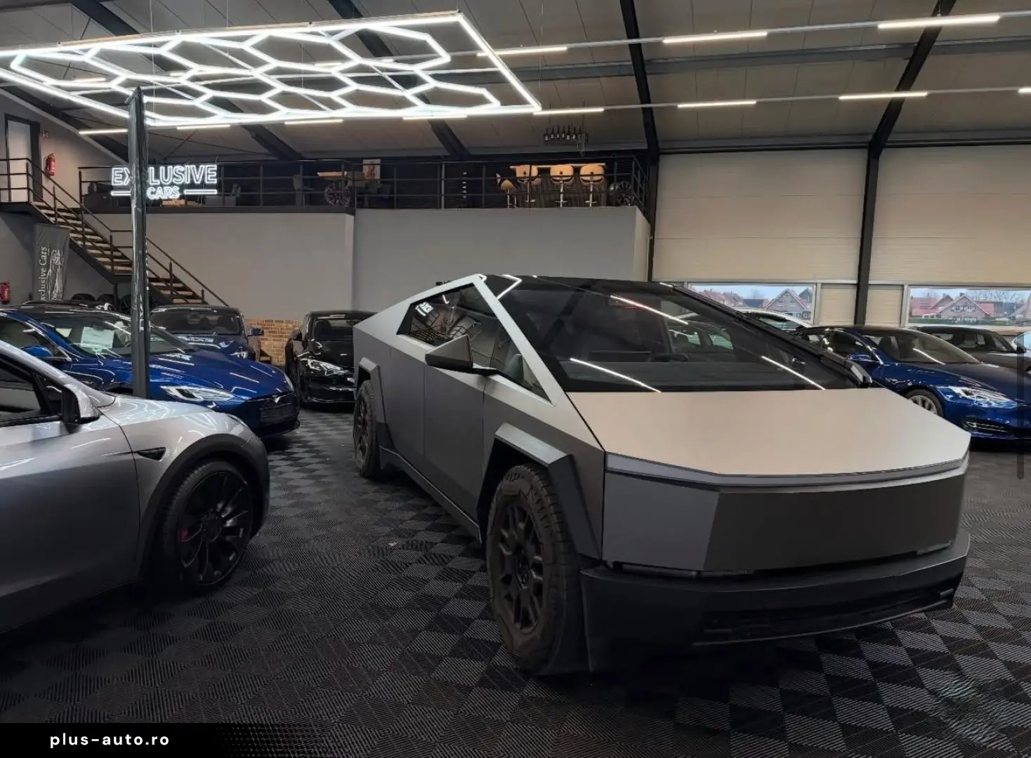 TESLA Model S 2023 — imagine 48