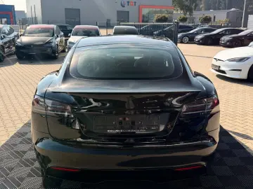 TESLA MODEL S PLAID   MATRIX LED   FULL SELF DRIVE 4