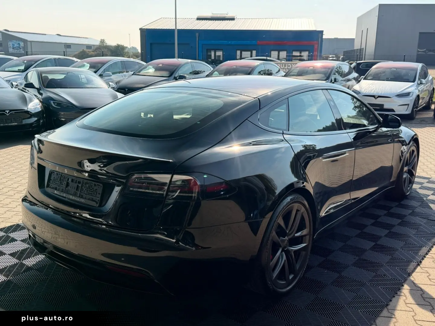 TESLA Model S 2023 — imagine 7