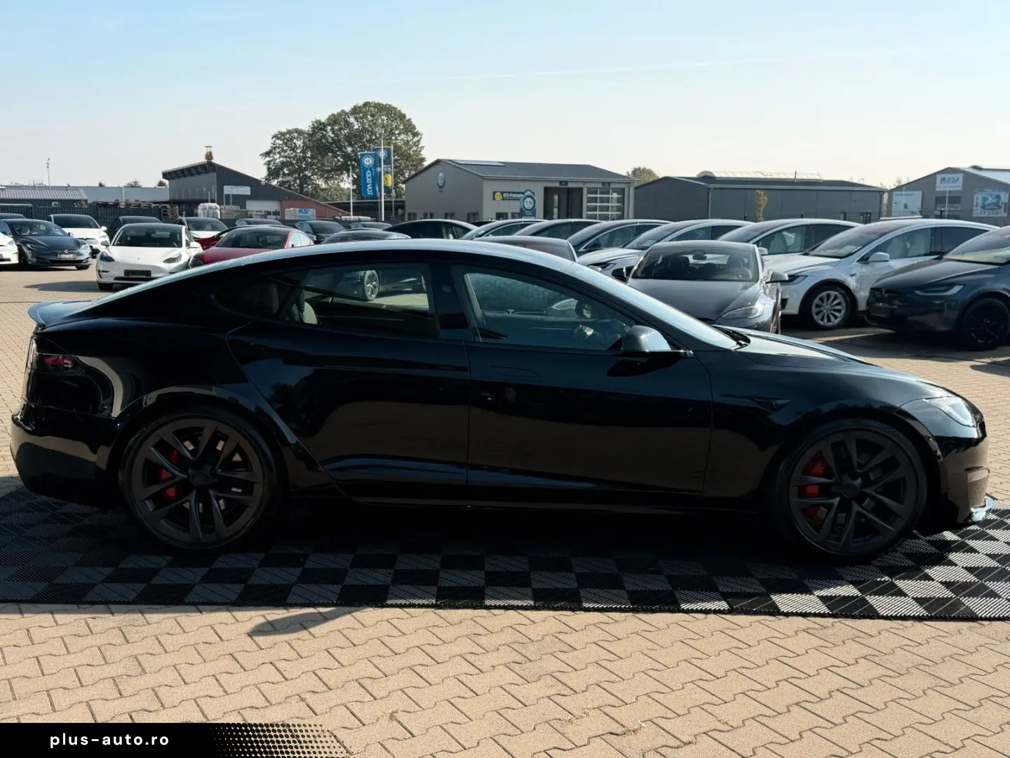 TESLA Model S 2023 — imagine 8