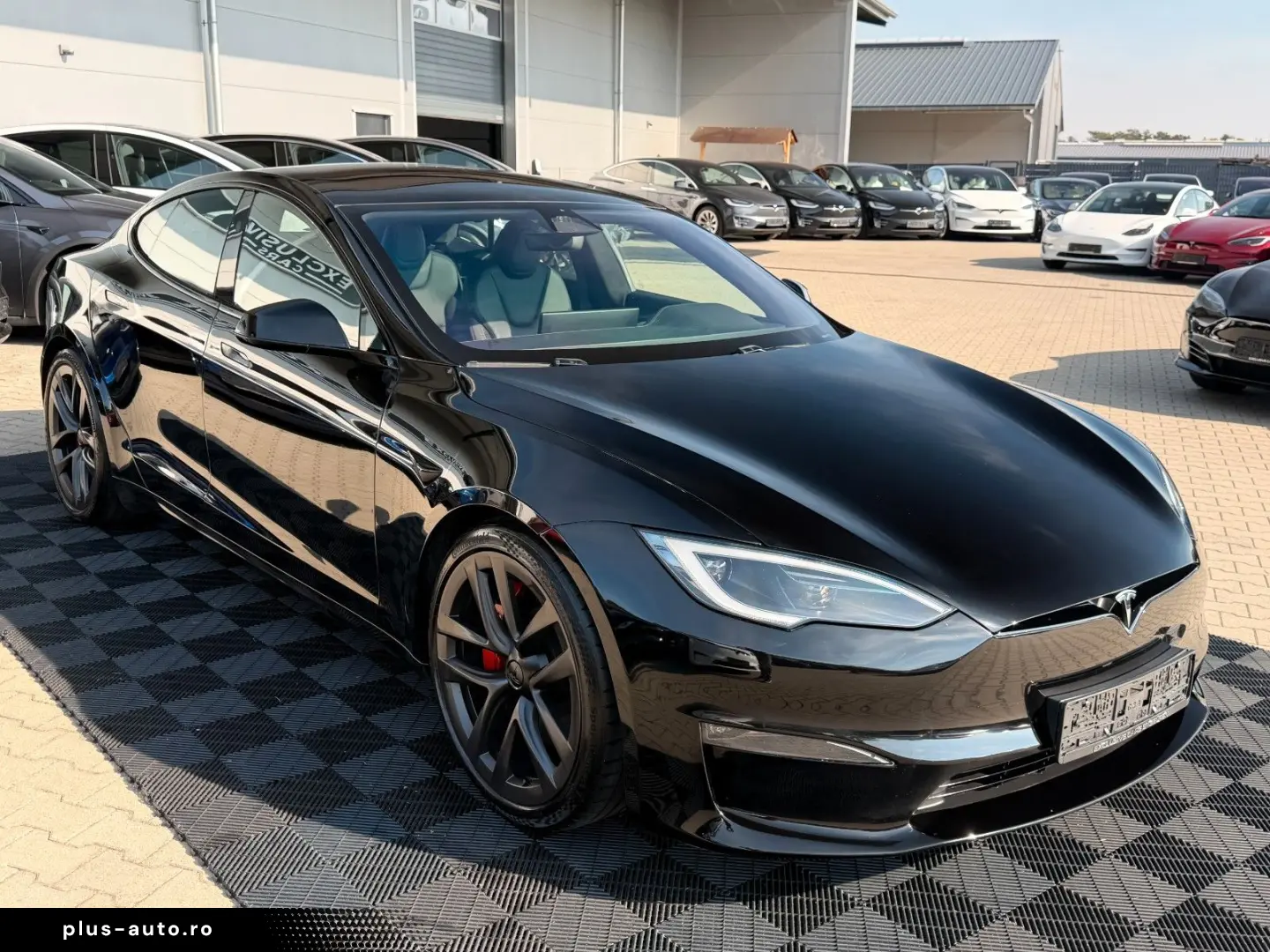 TESLA Model S 2023 — imagine 9
