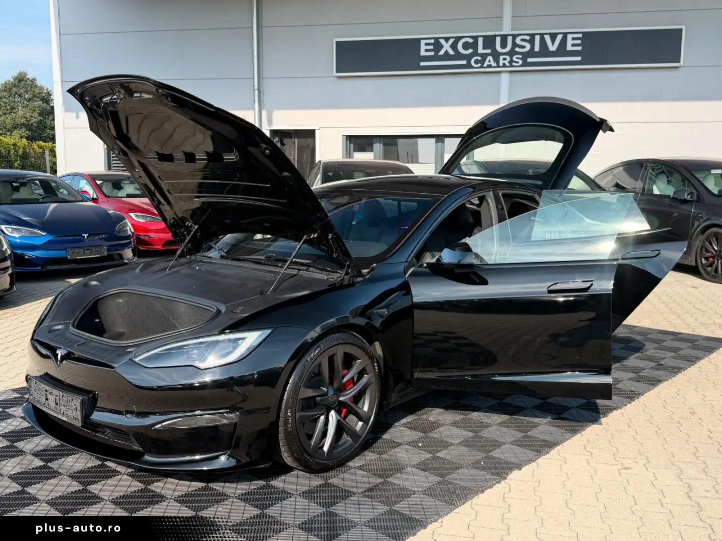 TESLA Model S 2023 — imagine 10