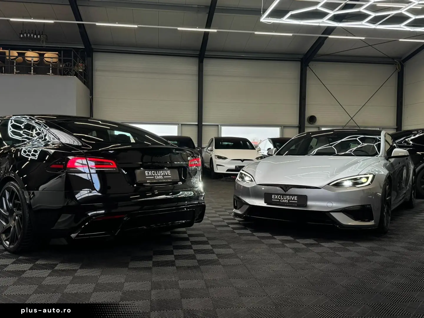 TESLA Model S 2023 — imagine 36