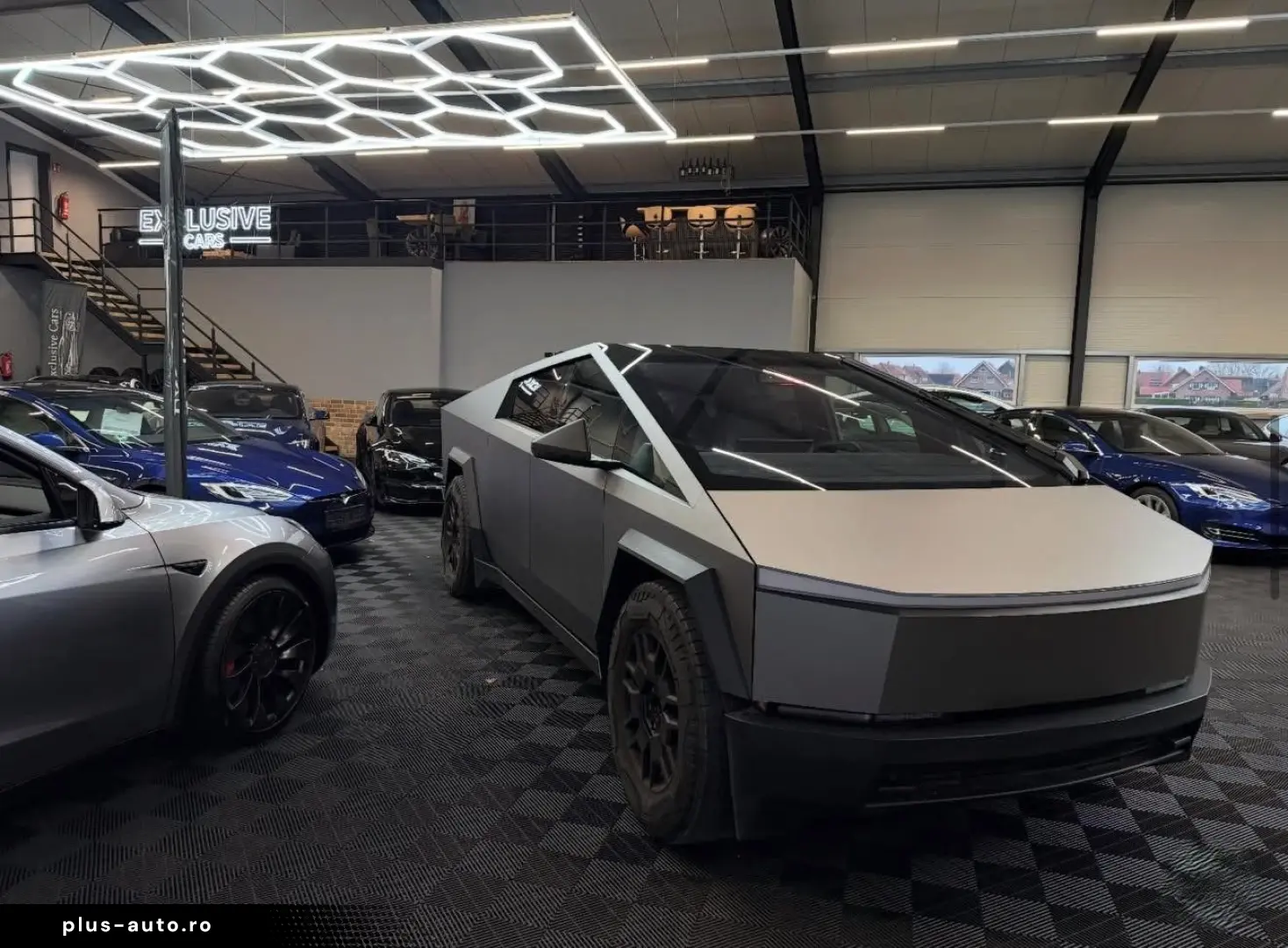 TESLA Model S 2023 — imagine 37