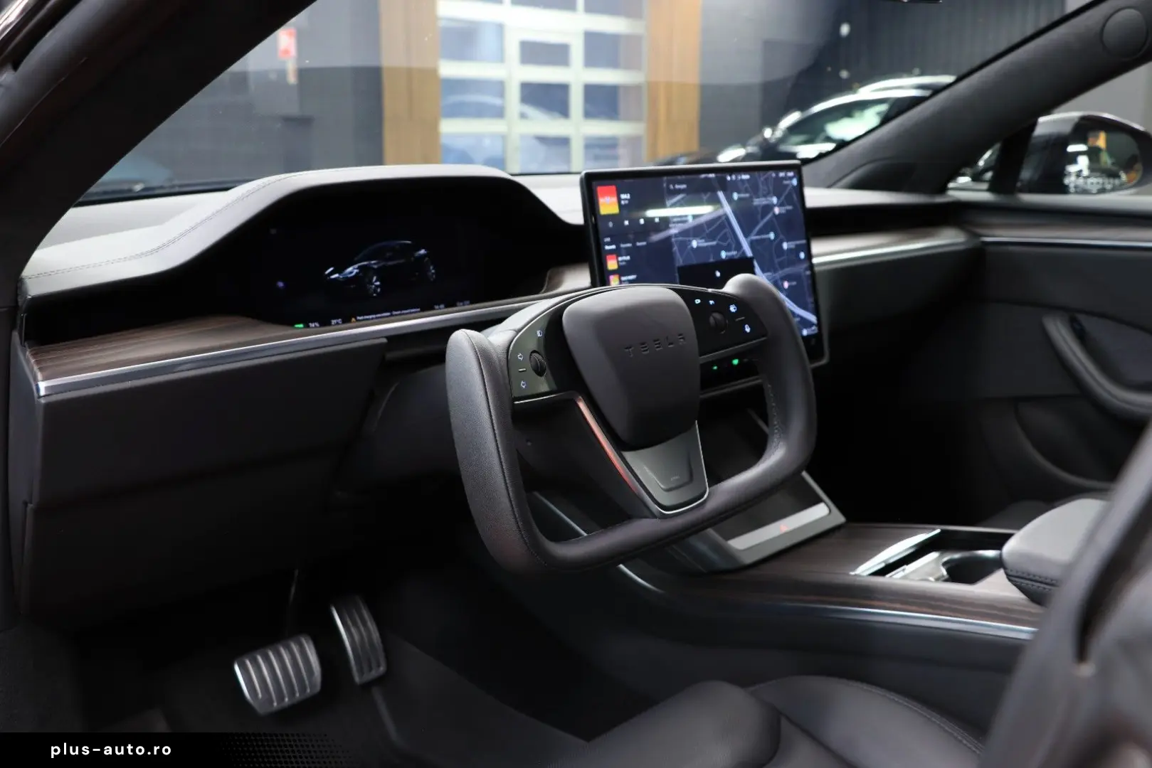 TESLA Model S 2023 — imagine 7