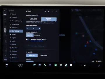 TESLA Model S Dual