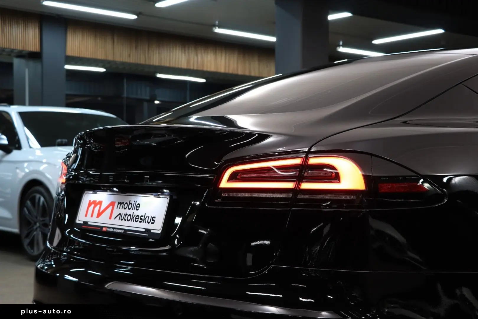 TESLA Model S 2023 — imagine 23