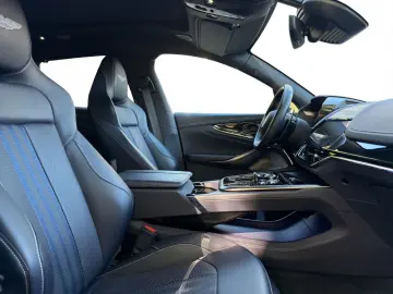 ASTON MARTIN DBX707 MY25 Facelift