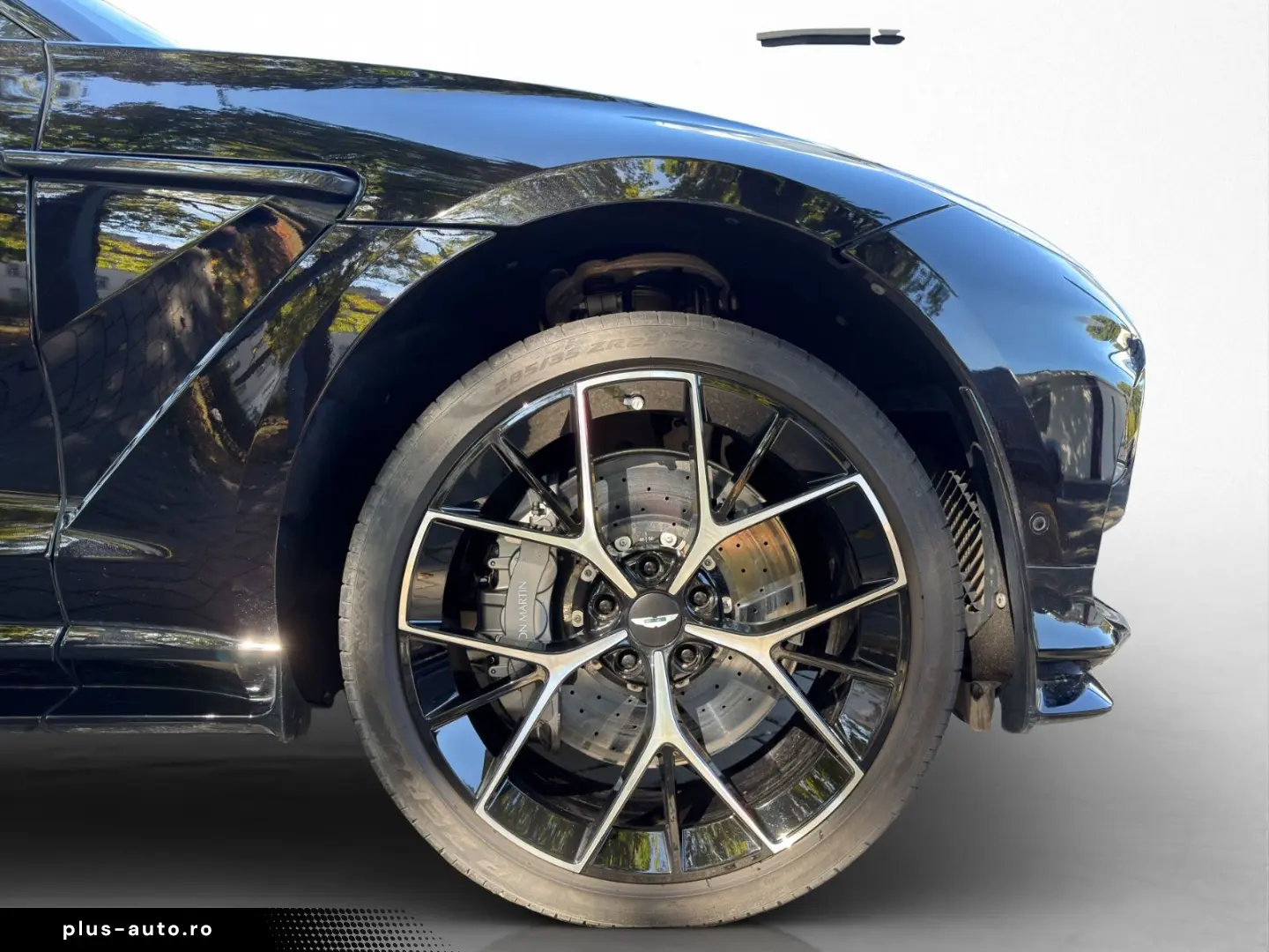 ASTON MARTIN DBX707 MY25 Facelift