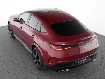 MERCEDES-BENZ GLC 300 de 4M Coupé AMG Premium  Night…