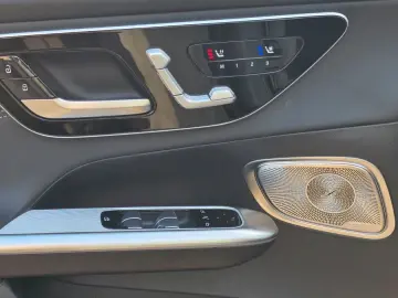 MERCEDES-BENZ GLC 300 de CP AMG NAPPA 1 OF 1 AIRMATI…