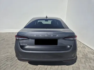 Skoda Superb Selection 2.0 TDI DSG