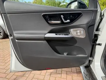 MERCEDES-BENZ GLC 300 de 4M Coupé AMG PANO HUD BURME…