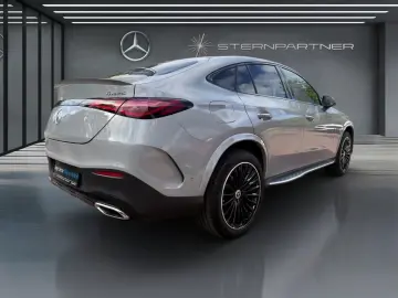 MERCEDES-BENZ GLC 300 de 4M Coupé AMG PANO HUD BURME…