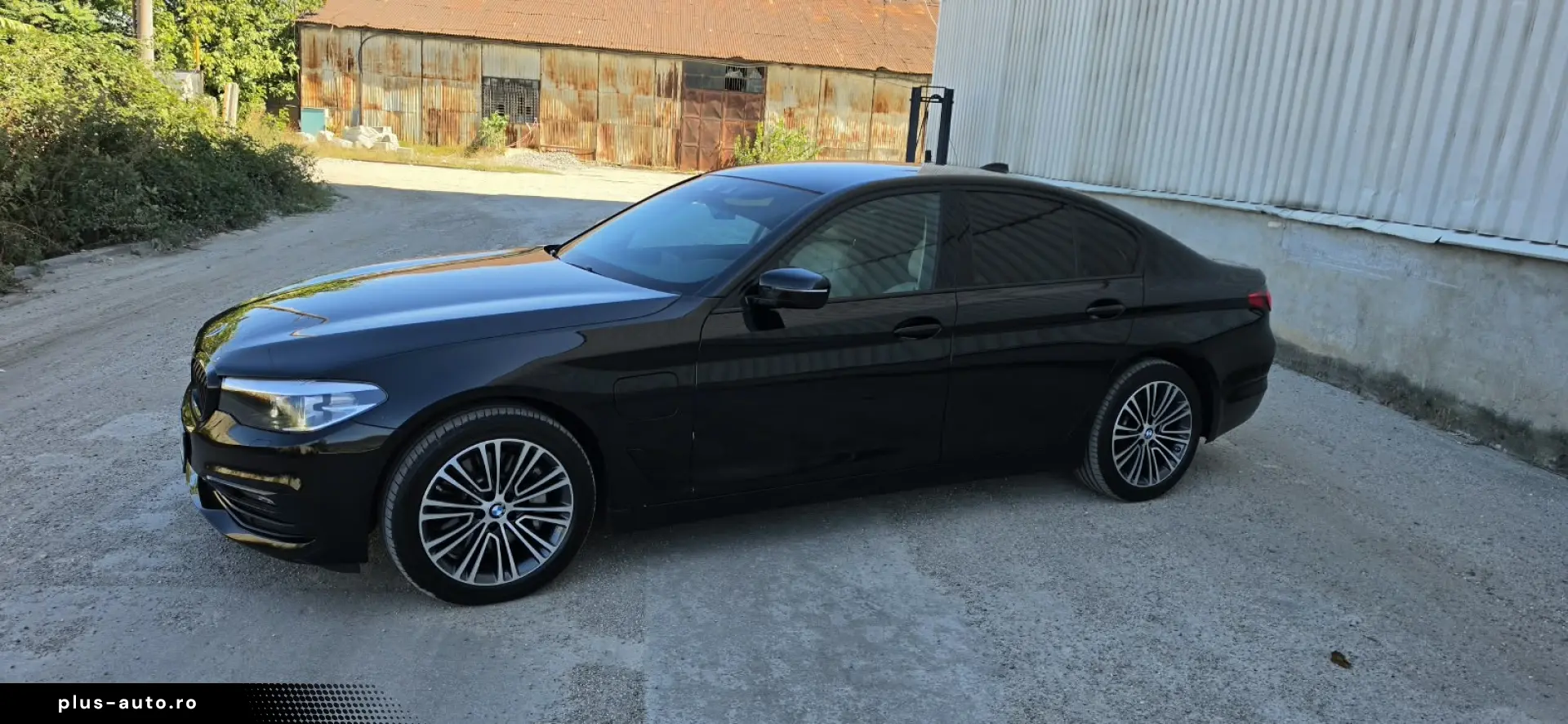 BMW 530e xDrive G30 95.500 km Piele Crem  Istoric BMW Bforce