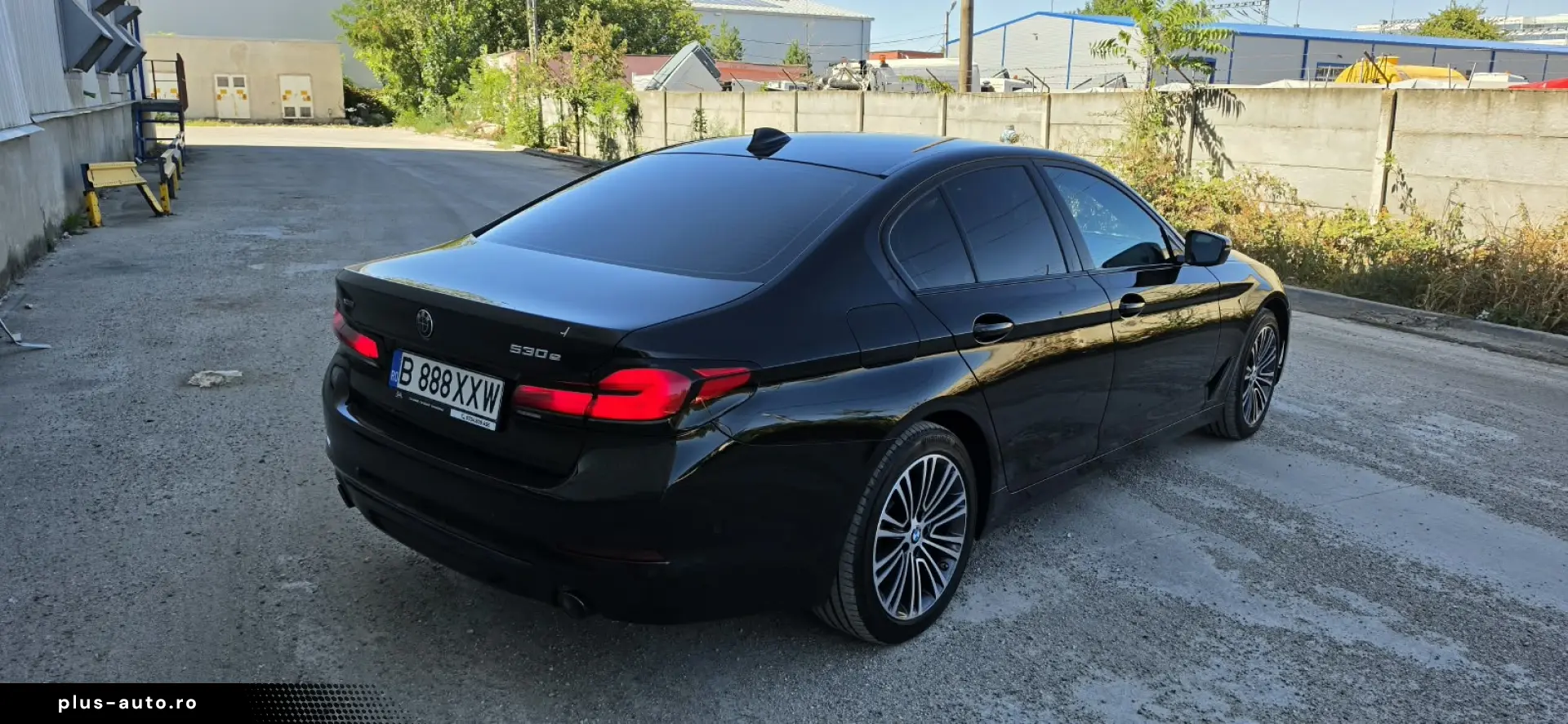 BMW 530e xDrive G30 95.500 km Piele Crem  Istoric BMW Bforce