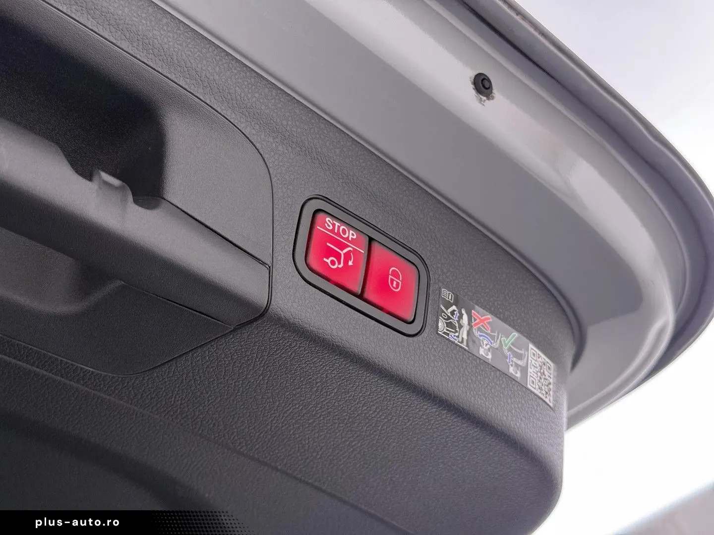 MERCEDES-BENZ GLE 2025 — imagine 20