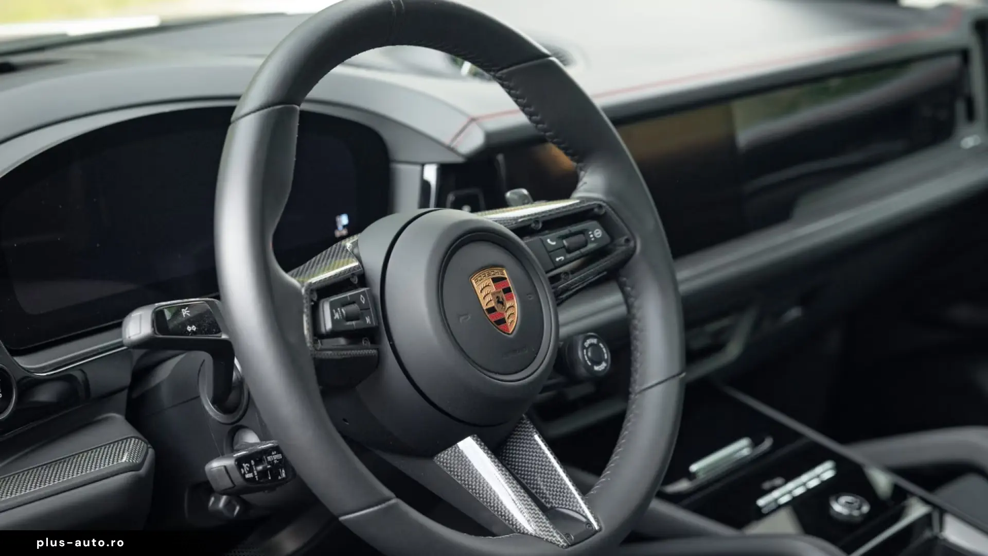 Porsche Cayenne GTS Coupé   500 CP • V8 • INNODRIVE